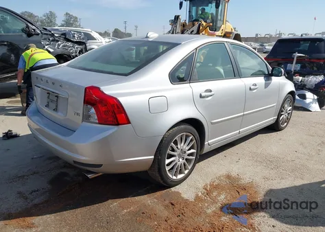 2011 Volvo S40 T5/T5 R-Design from USA, damaged, VIN YV1672MS4B2535637